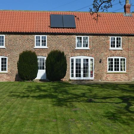 Birk House Bed & Breakfast Stamford Bridge Exteriör bild