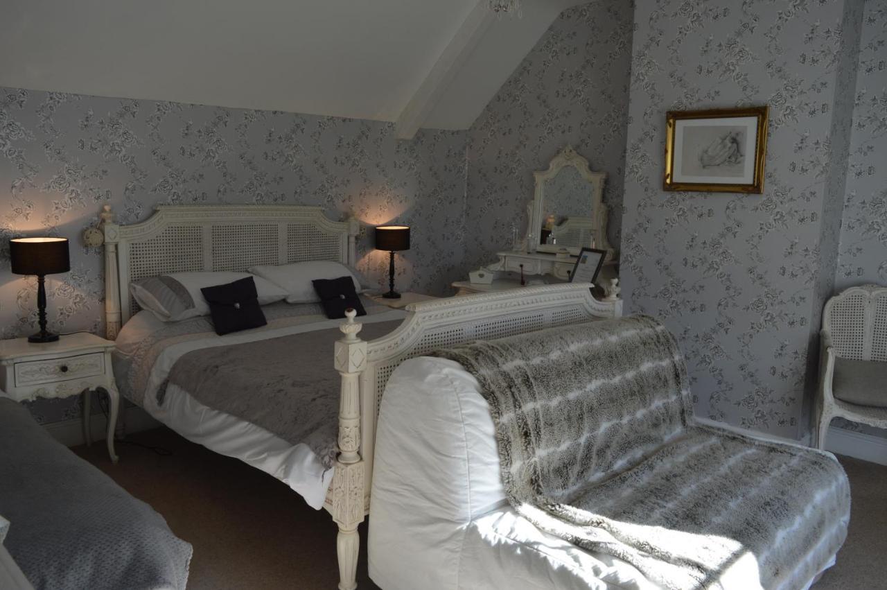 Birk House Bed & Breakfast Stamford Bridge Exteriör bild