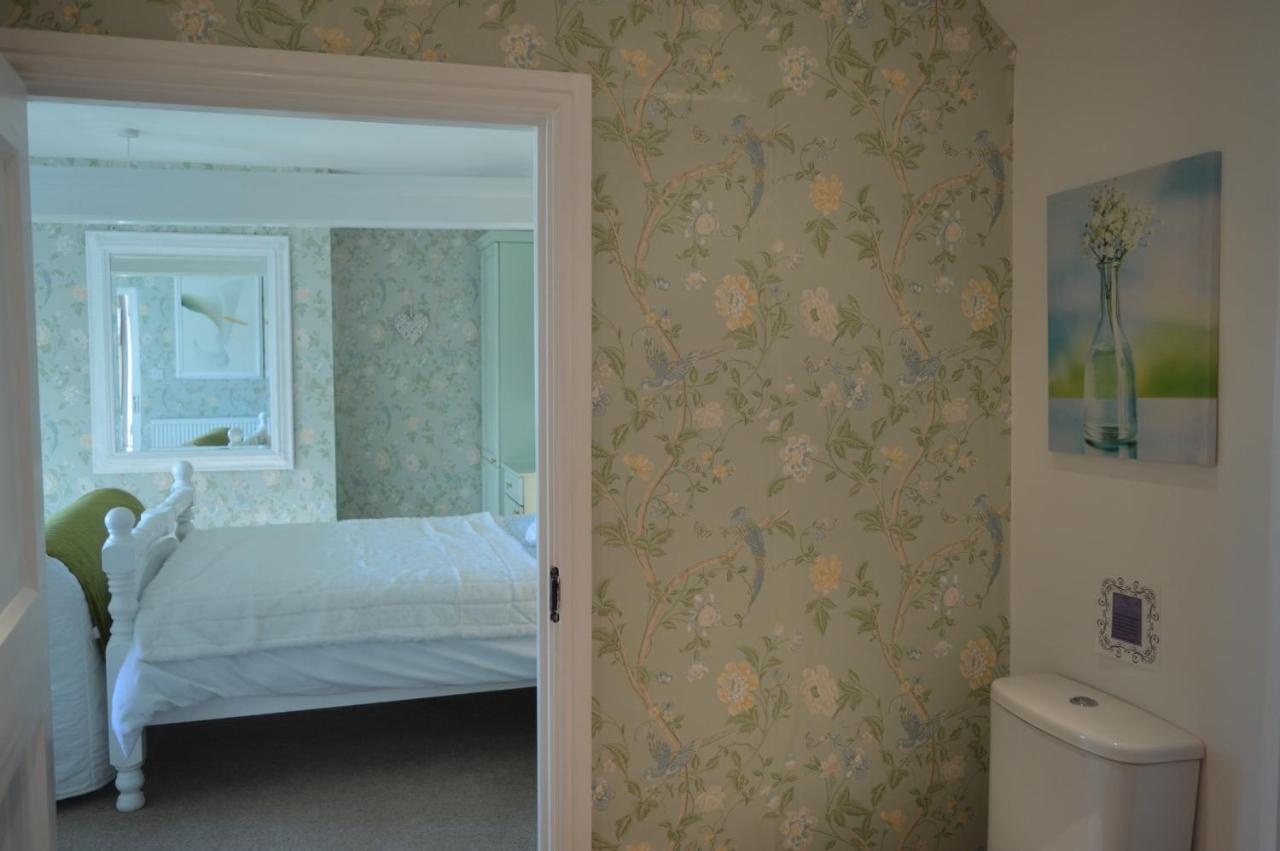 Birk House Bed & Breakfast Stamford Bridge Exteriör bild